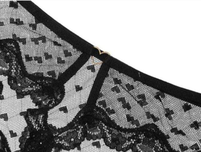 Tanga de malla transparente con corazoncitos-Diabolique.es